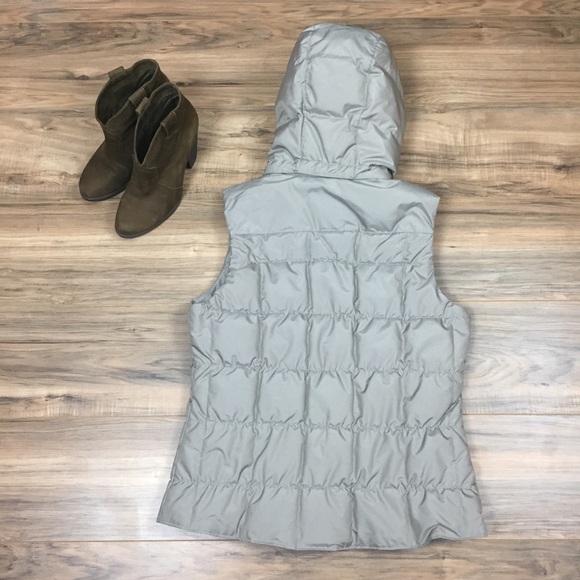 Eddie Bauer Hooded Down Vest Women's Size M Color Cream - Picture 6 of 6